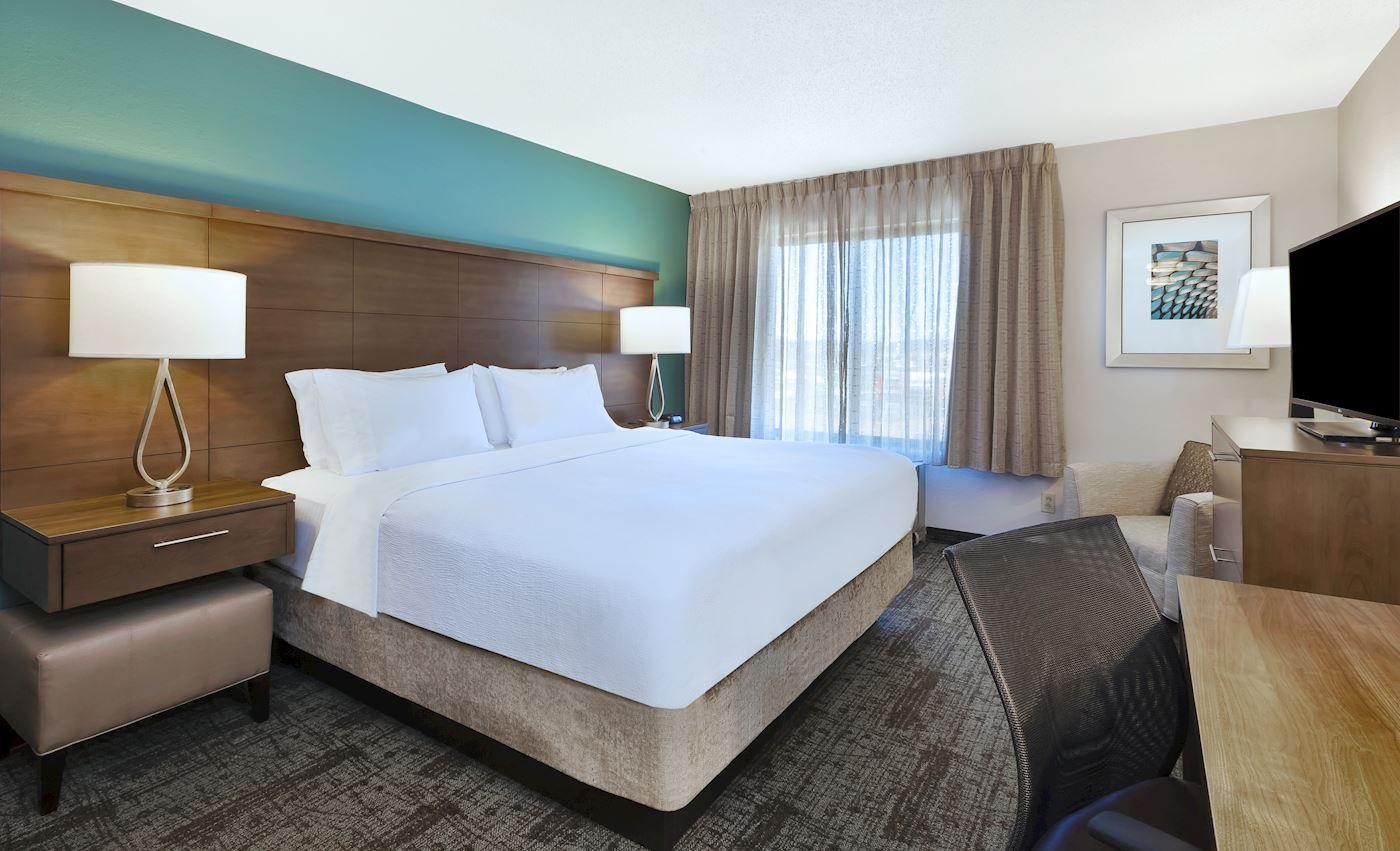 Staybridge Suites Columbia - Columbia, MO